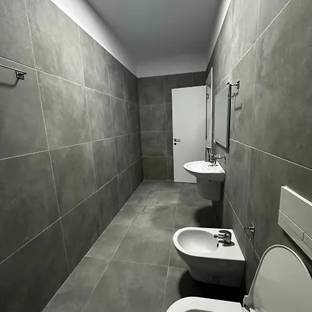 Univers City Apartment 3 , Tirana * Ljaknasi