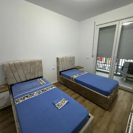 Apartment Kleo - Univers Ljaknasi