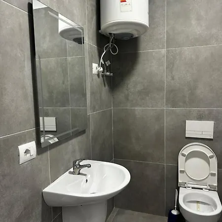 公寓 Univers City Apartment 3 , Tirana