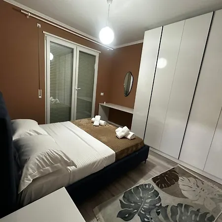 公寓 Univers City Apartment 3 , Tirana Ljaknasi